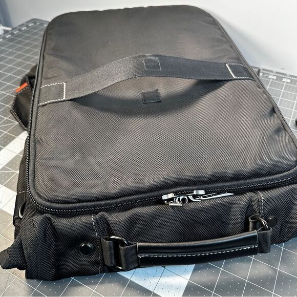 E V E R K I ® | URBANITE™ | Vertical Travel Bag | #EKS620 | BLK | XLNT - Picture 11 of 15